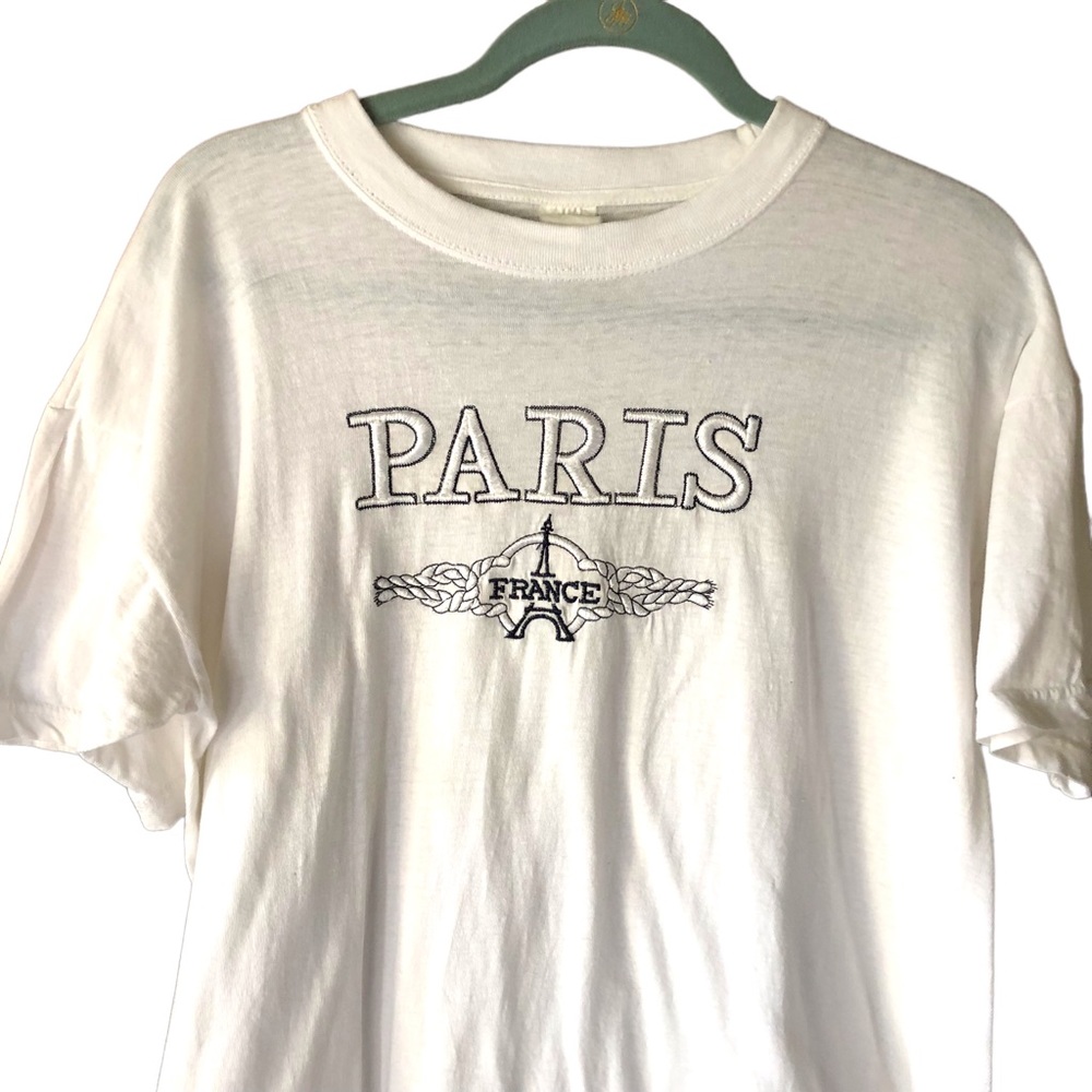 Vintage 80's Paris Streetwear Eiffel Tower Tshirt. Short Sleeve. White. Large